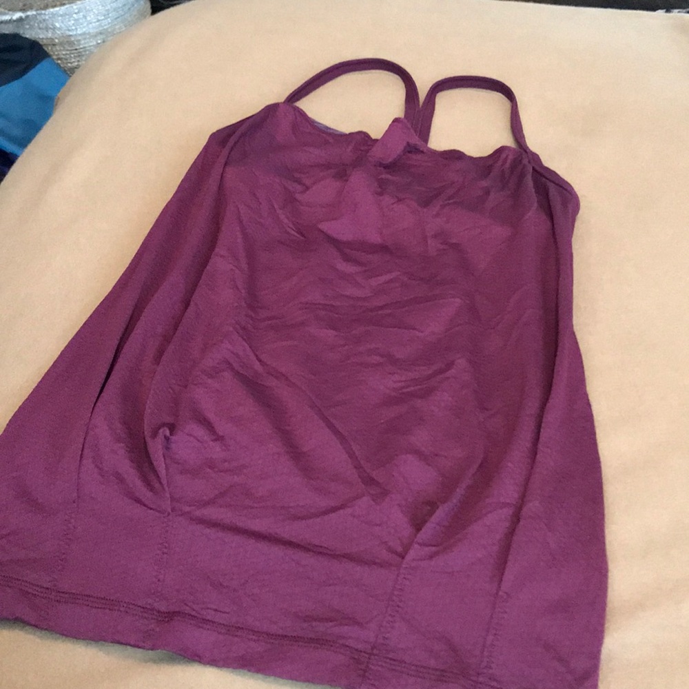 Lululemon workout top with bra inside